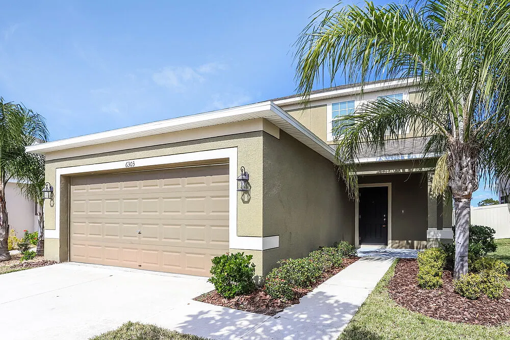 3 bed, 2.5 bath, 1866 sqft, $3,610 — Photo 1