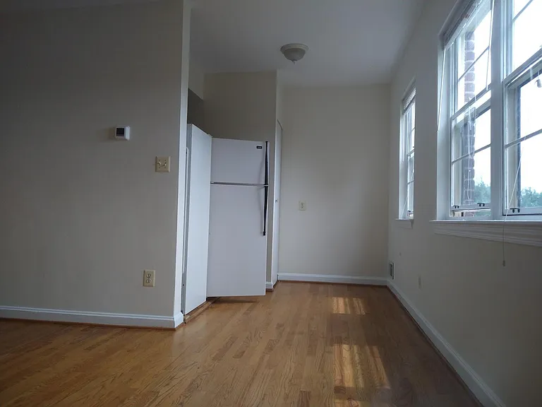 1412 S Carolina Ave SE — Photo 13
