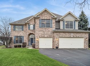 1101 King Edward Ave, Saint Charles, IL 60174