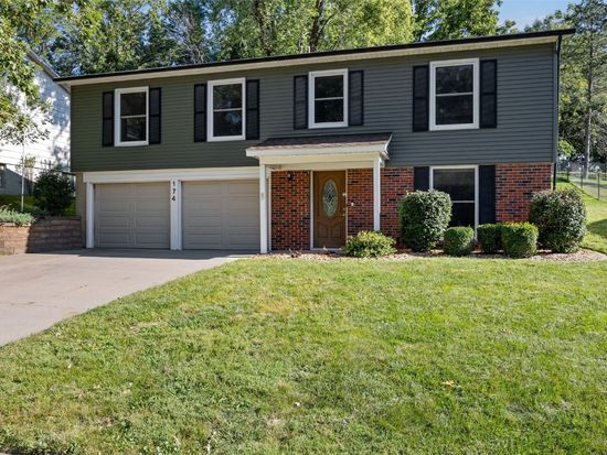 174 Chatham Rd NE, Cedar Rapids, IA 52402