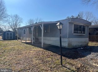 8 Redwood Ln, Carlisle, PA 17015