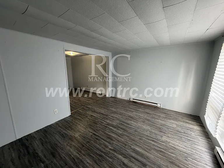 104 Center St — Photo 6
