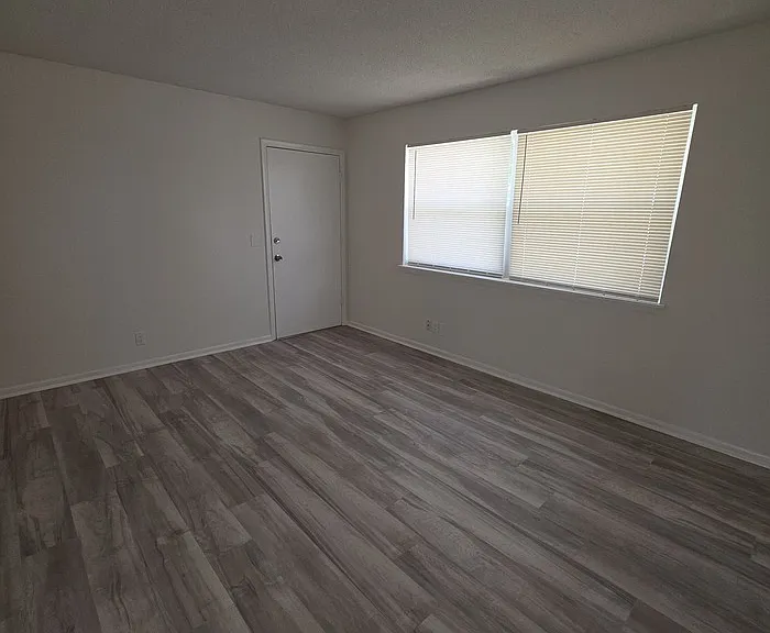 113 E Park Ave #B — Photo 8