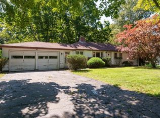 14 Pine St, Lynnfield, MA 01940