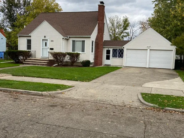 1106 Comfort St, Lansing, MI 48915