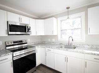 47-49 Campechi St, Springfield, MA 01104