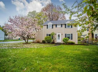 663 Stone Rd, Rochester, NY 14616