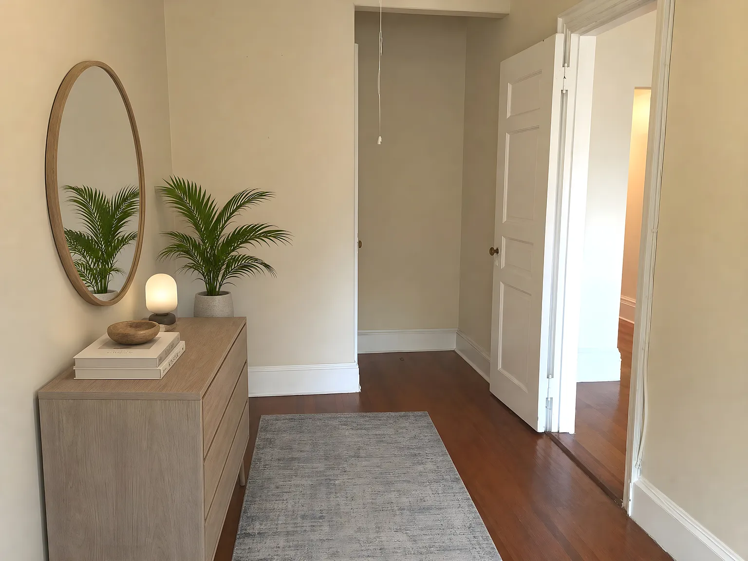 470 Beacon St — Photo 4