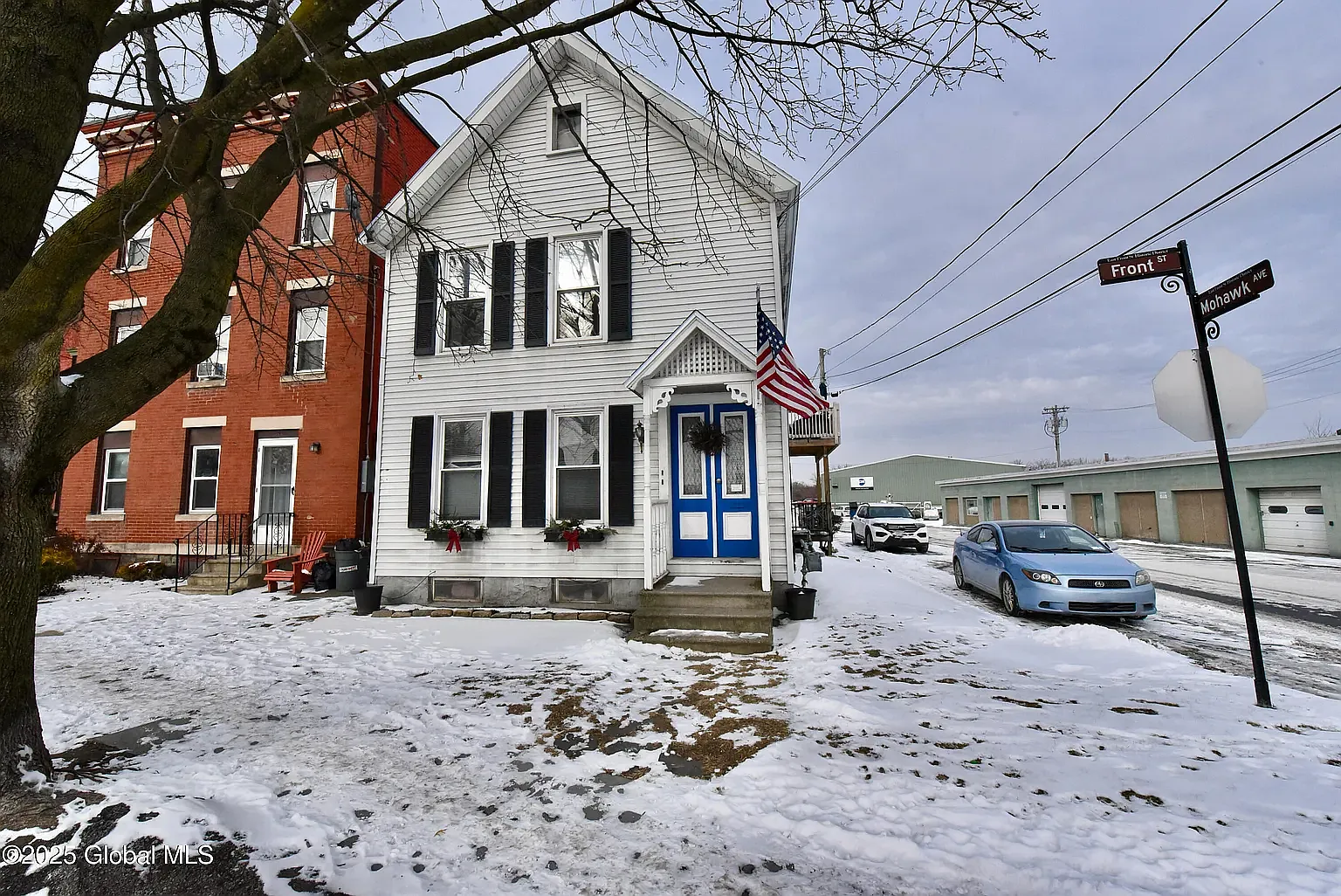 2 bed, 1800 sqft, $1,500 — Photo 2