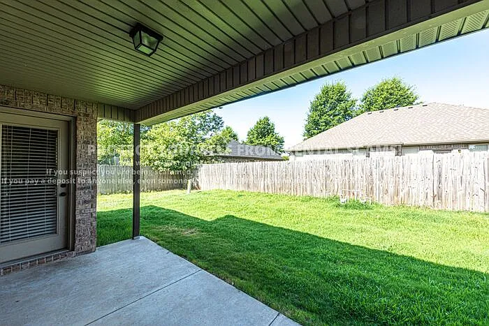 2609 N Brush Creek Dr — Photo 11