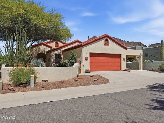 2nd image of 2682 S Falcon View Dr