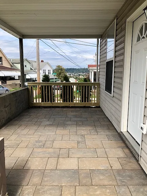 4701 Elm Street — Photo 2