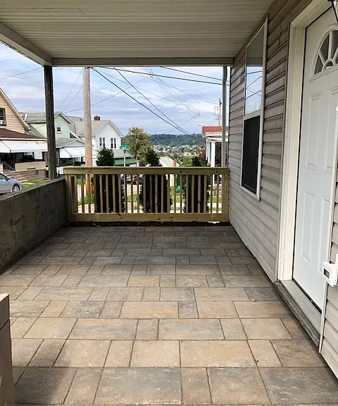 4701 Elm St — Photo 2