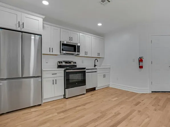 52 Brinkerhoff Street image 6 of 39