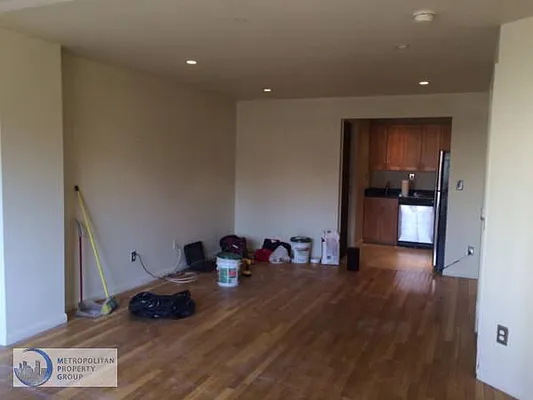 Rented by Metropolitan Property Group | media 15