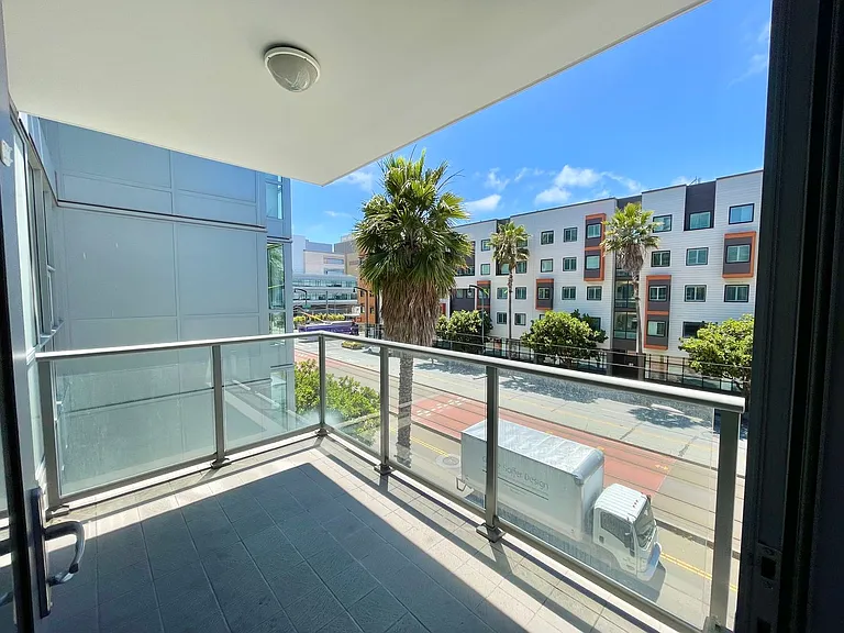 435 China Basin St #322 — Photo 27