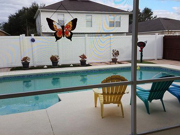 3rd image of 12938 Lake Vista Dr