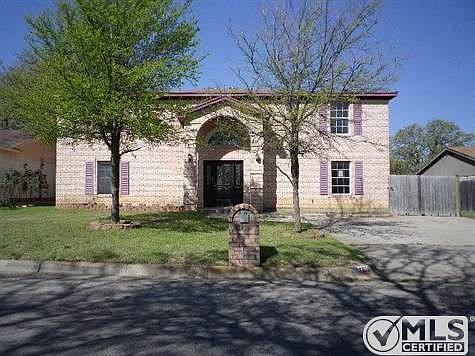 1st image of 7528 Folkstone Dr