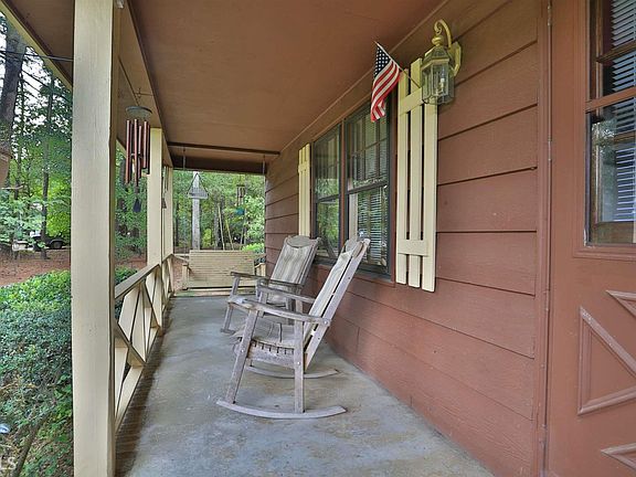 4th image of 5460 Brooks Ln