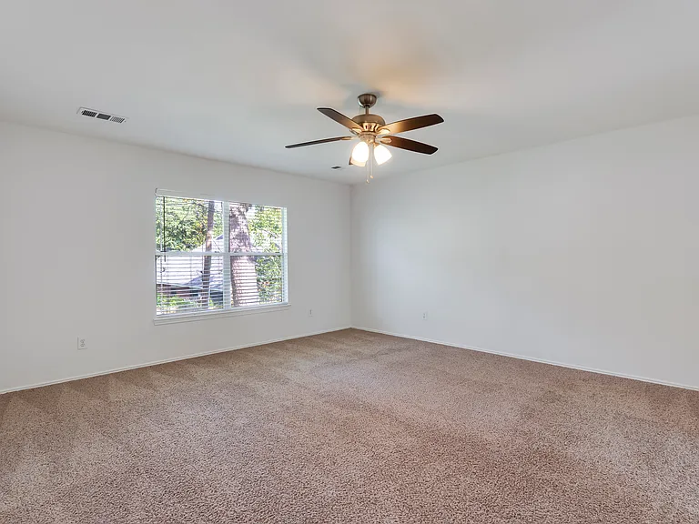 16215 Hollow Rock Dr — Photo 28