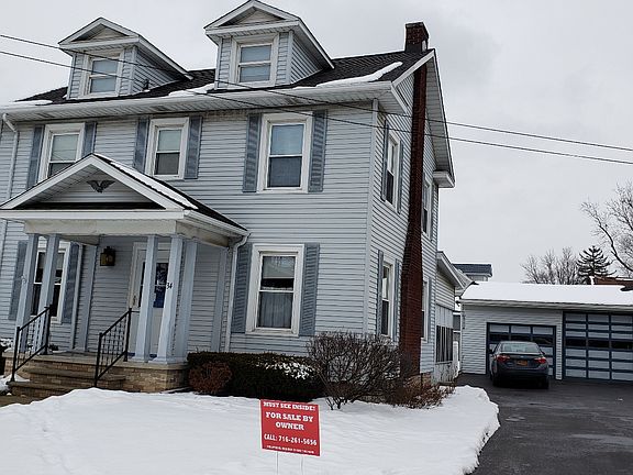 Side view with garage