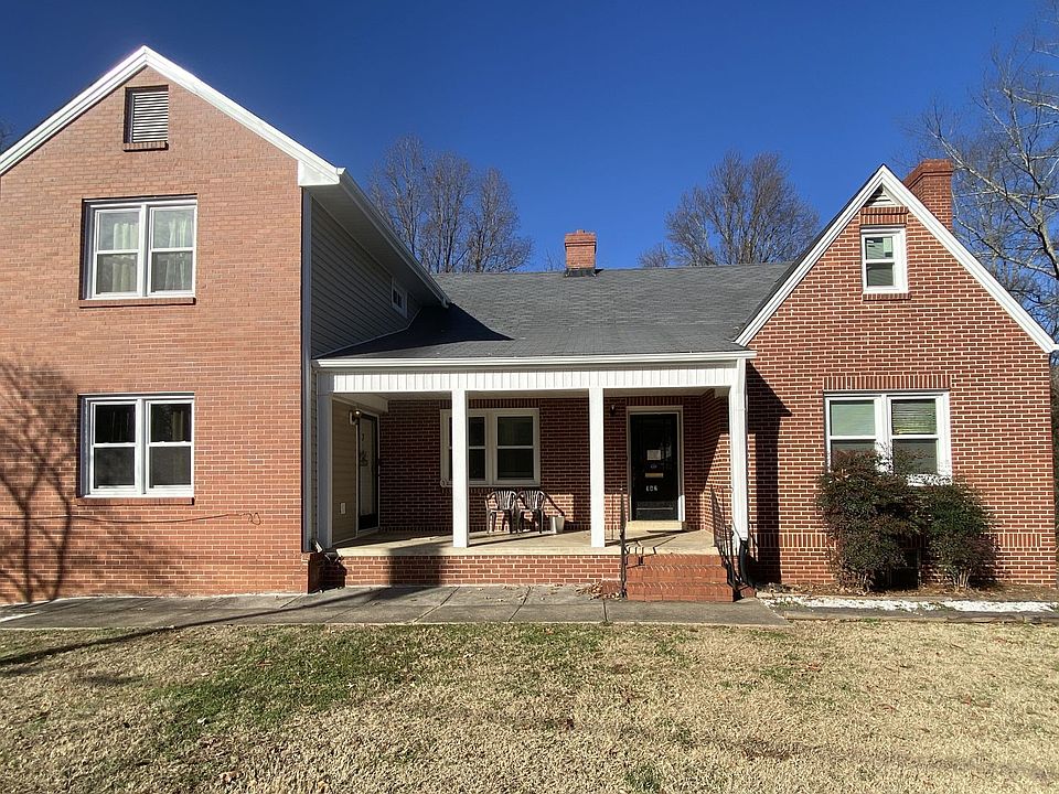 1st image of 744 Crescent Dr #744CR1