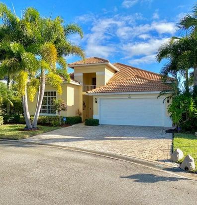 423 NW Stratford Lane, Port Saint Lucie, FL 34983