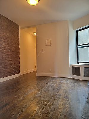 3rd image of 548 E 82nd St APT 5B
