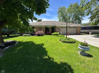 9521 E Gemini Dr, Indianapolis, IN