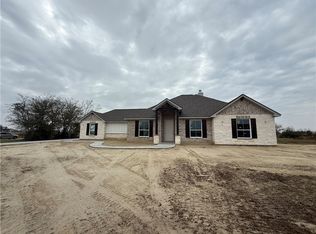 3245 Hunters Crossing Trl, Bryan, TX 77808