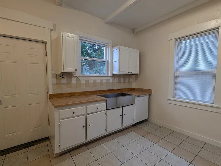 147 High St #L — Photo 12