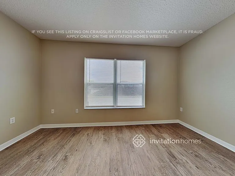 2458 Hamlet Cir — Photo 20