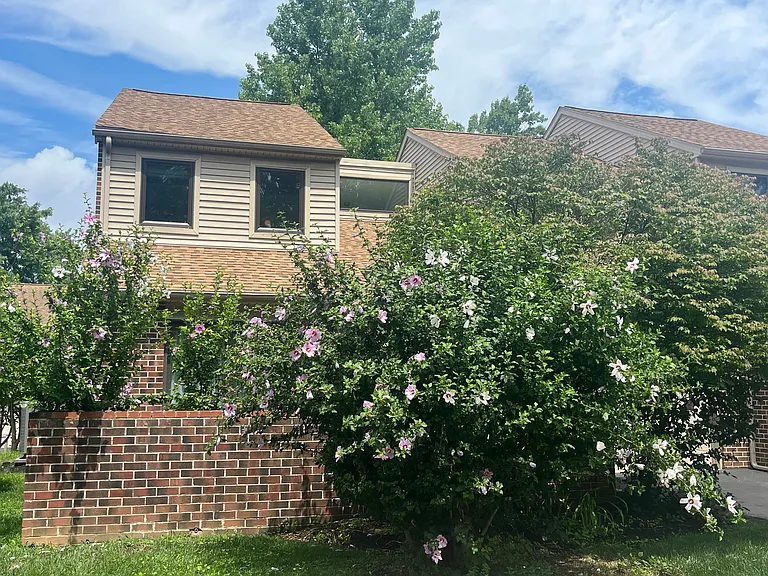 28 Knox Ct — Photo 2