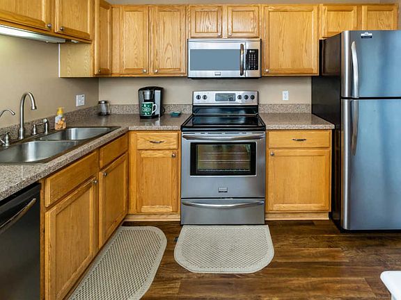5th image of 11455 Elmwood Ave N #21