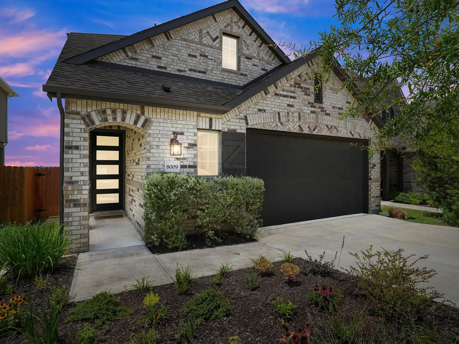 4 bed, 3.0 bath, 2106 sqft, $2,795 — Photo 1