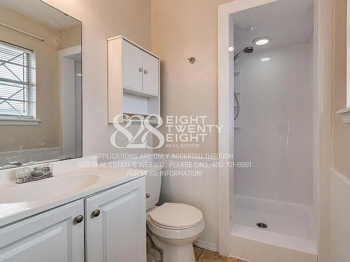 9717 NE 4th St — Photo 39