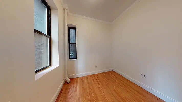 Rented by Bond New York | media 12