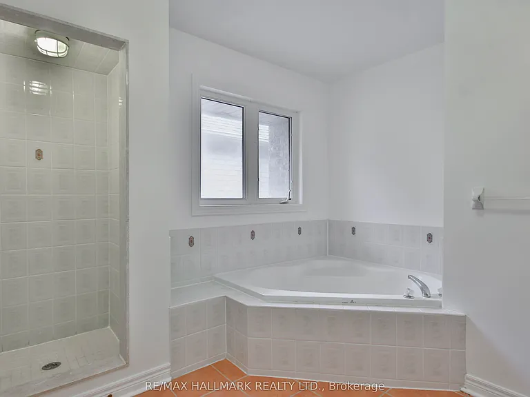 15 Briarglen Rd — Photo 45