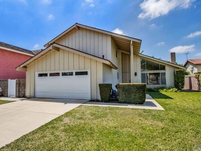 2614 W Hall Ave, Santa Ana, CA, 92704