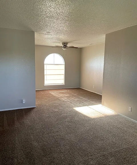 Summit Apartments — Photo 8