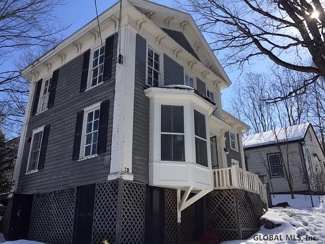 1st image of 120 Willow St