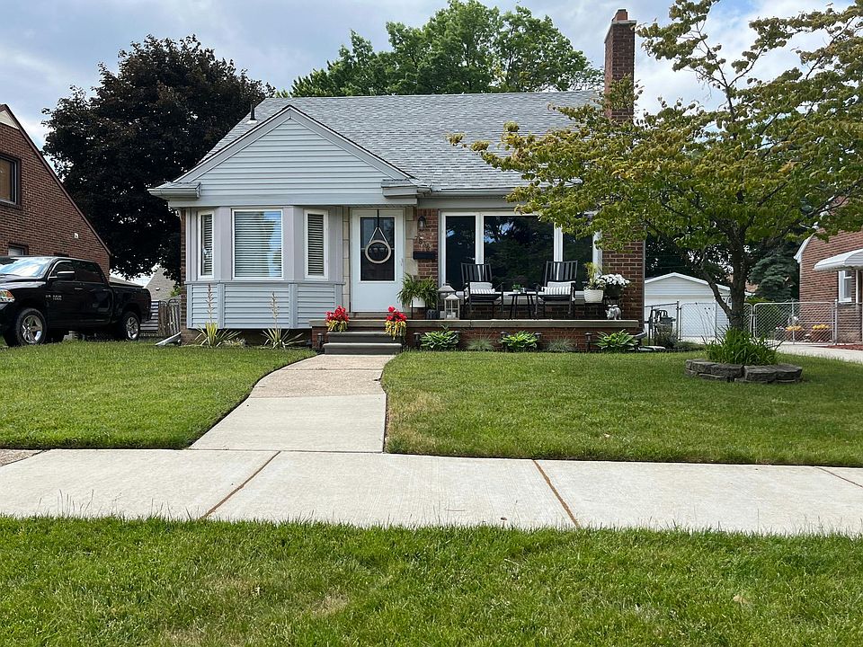 1st image of 7834 Balfour Ave