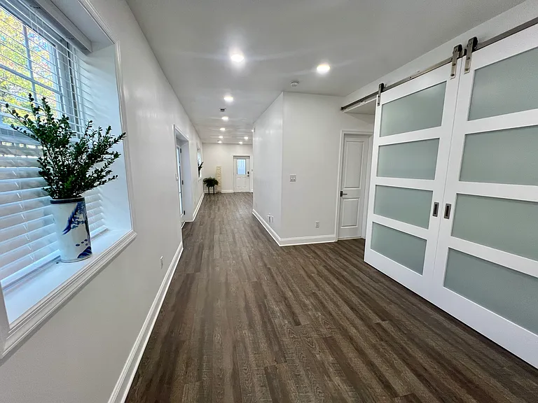7608 Lisle Ave — Photo 18