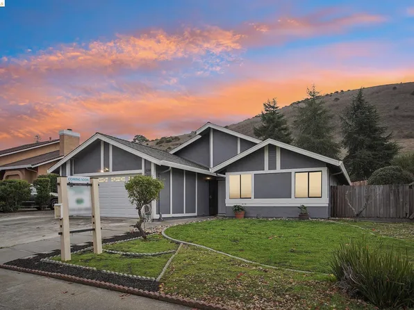 830 Rose Dr, Benicia, CA 94510