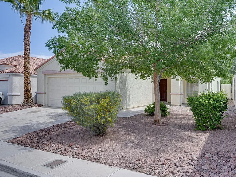 9660 Crystal Ridge Rd — Photo 3