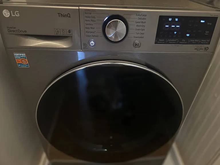 Like new LG all in one washer/dryer