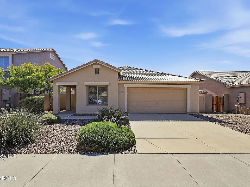 22023 Via Del Oro St