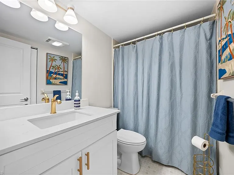 1808 Kings Lake Blvd #203 — Photo 18