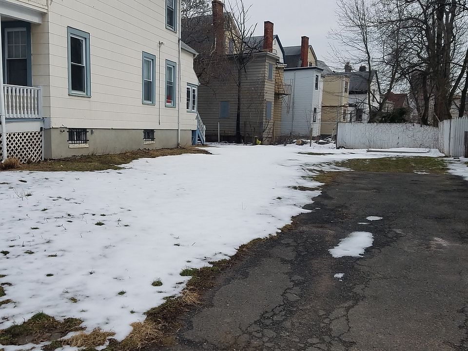 2nd image of 36 Shepard Ave #House
