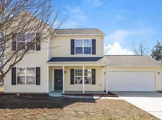 1220 Maple Ridge Dr, Burlington, NC 27217